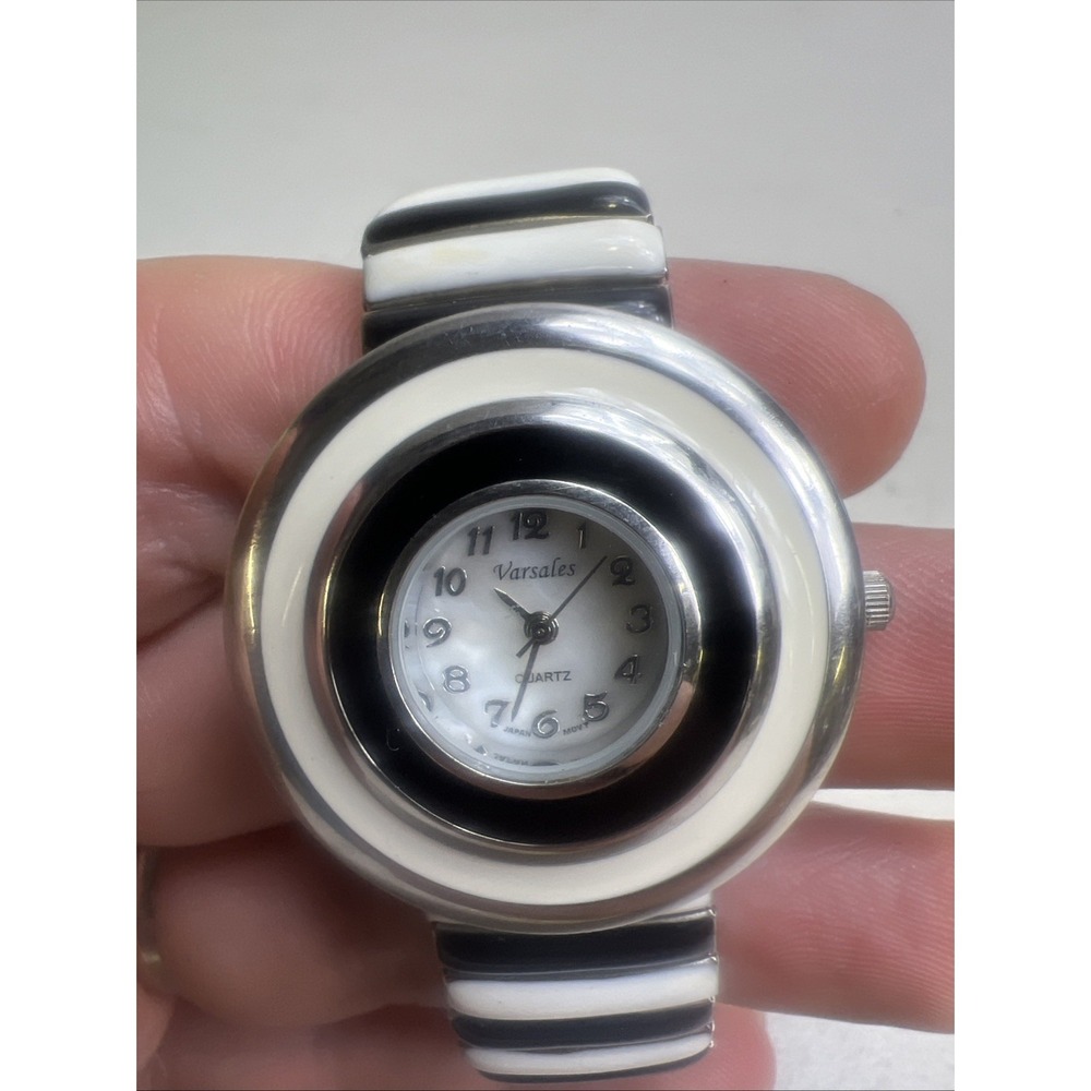 Varsales Women's Black White Retro Watch Untested